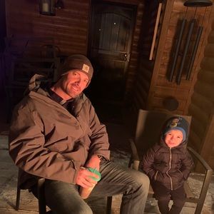 Meet your Posher, Max